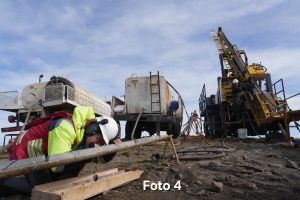 Observación de "testigos" por parte de personal de FOMICRUZ S.E.