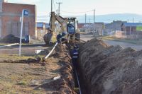 SPSE avanzó en la obra de red de agua en el barrio 22 de Septiembre de Río Gallegos.