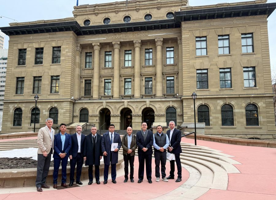 Vidal mostr&oacute; en Canad&aacute; las oportunidades de inversi&oacute;n que ofrece Santa Cruz