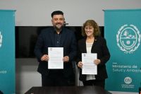 Salud y la UNPA firmaron un convenio para realizar consultorías en hospitales