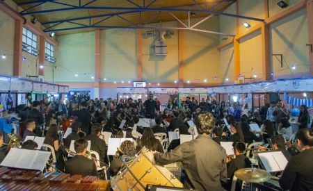 La nueva edición del MEC colmó el gimnasio del Colegio Ladvocat de Río Gallegos