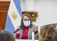 Alicia participa del acto central en Puerto Santa Cruz