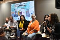 Feria del Libro: Paulo Neo y Cecilia Maldini participaron del evento con sus obras