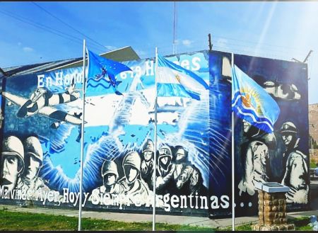 El Servicio Penitenciario Provincial homenajeó a los caídos y ex combatientes de Malvinas