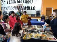 Cultura dijo presente en la Tercera Feria del Libro de Jaramillo y Fitz Roy