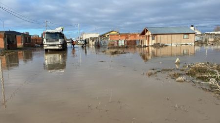 Hoy domingo: El Gobierno Provincial continuó asistiendo con todos sus recursos, a los vecinos de Río Gallegos