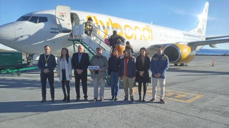 La aerolínea low cost Flybondi llegó a Santa Cruz
