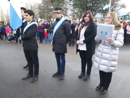 Alicia: “La bandera es el símbolo de nuestra libre soberanía”