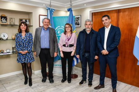 Alicia recibió a autoridades de Yacimientos Mineros de Agua de Dionisio de Catamarca