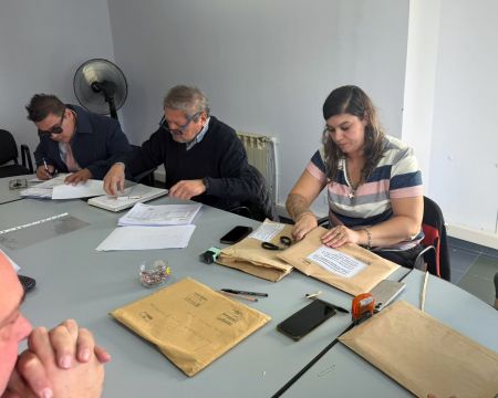 El gobierno de Claudio Vidal invierte casi 600 millones para alumbrar la calle 22