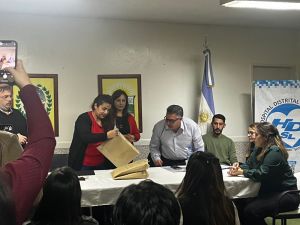 La actividad se desarrolló en el salón ubicado en la intersección de calles 9 de Julio y Neuquén,