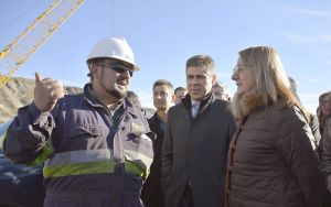 Alicia felicitó a egresados del Centro de Formación 6 que están trabajando en Punta Quilla