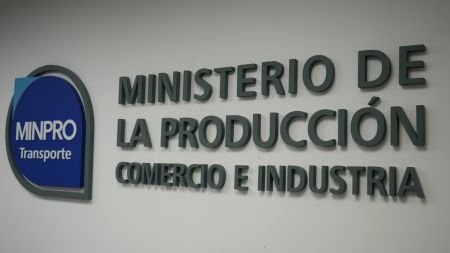 El Gobierno Provincial cumple con lo acordado y sostiene el transporte interurbano en la Cuenca Carbonífera