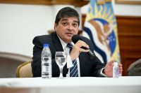 Ministro Claudio García. 