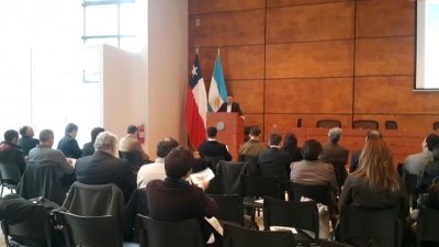 Realizan encuentro para complementar zonas francas de Santa Cruz y Punta Arenas