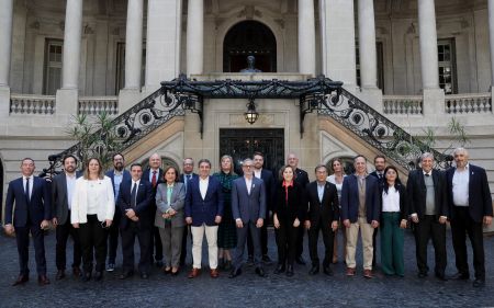 Santa Cruz estuvo presente en el Consejo Federal de Salud