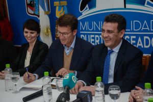 González destacó el dialogo comercial y la promoción turística de Santa Cruz