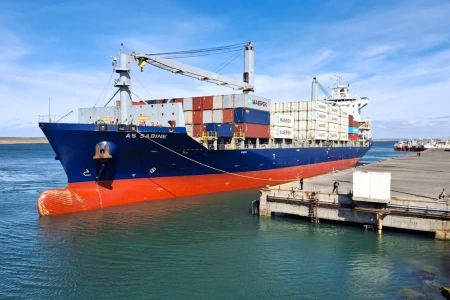 Puerto Deseado registró un importante movimiento operativo este fin de semana