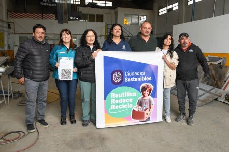 noticiaspuertosantacruz.com.ar - Imagen extraida de: https://noticias.santacruz.gob.ar/gestion/gobierno/item/32612-ciudades-sostenibles-continua-la-entrega-de-ecopuntos-a-los-municipios-de-la-provincia