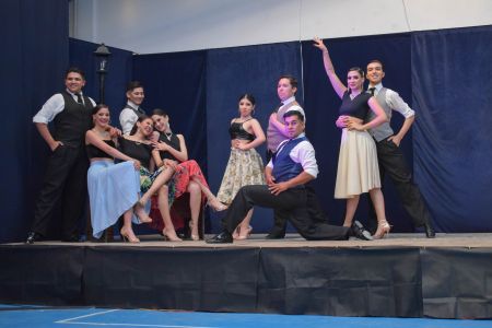 La Escuela Provincial de Danzas realizó una nueva Gala de Tango en el Centro Chileno