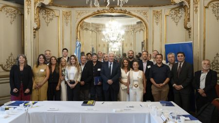 Santa Cruz participó de reunión nacional con autoridades del INAES para fortalecer el trabajo cooperativo y mutual