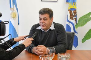 Martínez: &quot;Garantizaremos el trabajo a todos los empleados de la planta pesquera de Caleta Olivia&quot;