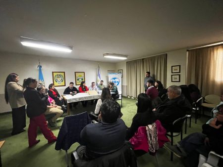 Marcelo De La Torre, presidente de IDUV, encabezo el acto. :