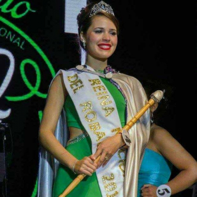 Laura Santiago: “Nuestra Reina Nacional del Róbalo ya se encuentra en Tucumán representando a Santa Cruz”