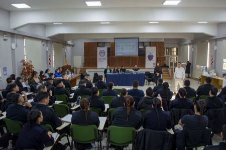 Dictaron taller sobre violencia intrafamiliar para estudiantes de la Escuela de Policía