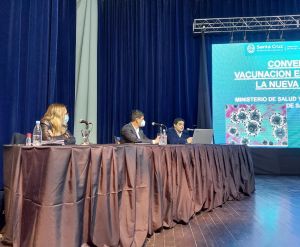 García expuso en el Conversatorio “Vacunación y Post Pandemia: Hacia una nueva normalidad”