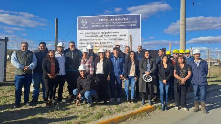 El Gobierno de Santa Cruz inició la construcción del nuevo polideportivo en Comandante Luis Piedra Buena