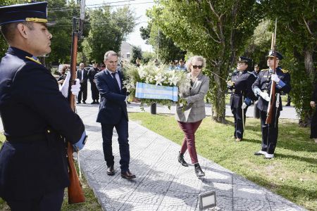 Río Gallegos: El Gobierno de Santa Cruz rindió un sentido homenaje al Comisario (PM) Jorge Sayago