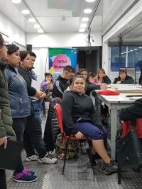 Estudiantes de la Escuela Especial 14 se capacitan en “Textil e Indumentaria”