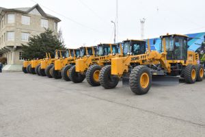 Hechos Para Crecer: Alicia presentó la adquisición de nuevas motoniveladoras