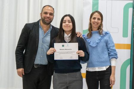 Estudiantes de la EIPE recibieron certificaciones de las Prácticas Profesionalizantes en CGC