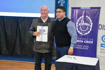 Se presentó el plan de obras de SPSE y las camionetas 0 km