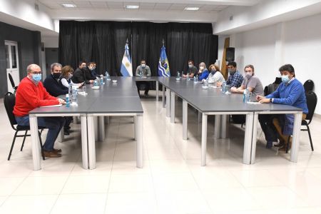 Autoridades Provinciales se reunieron en Caleta Olivia