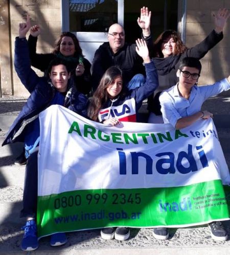 El Colegio Secundario N°9 de El Calafate representará a Santa Cruz en el Parlamento Federal Juvenil del INADI