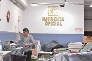 La Imprenta Oficial de la Provincia de Santa Cruz crece en producciones.