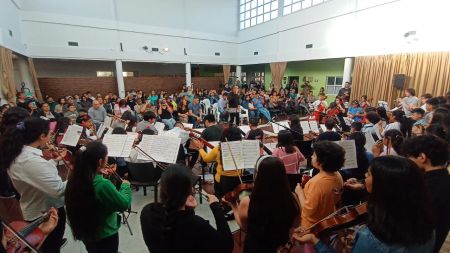 Río Gallegos: Gran Concierto de Cierre de la Orquesta Latinoamericana San Benito