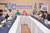 Reunión en la Sala Gregores de Casa de Gobierno.