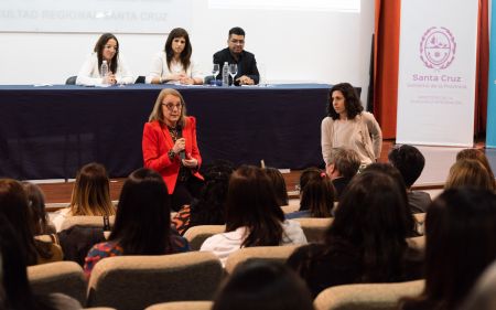 Alicia encabezó la presentación de los proyectos de la Diplomatura en Articulación Territorial de Políticas Públicas