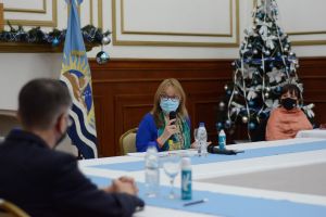 Alicia encabezó firma de convenio de pasantías rentadas y prácticas profesionalizantes para estudiantes