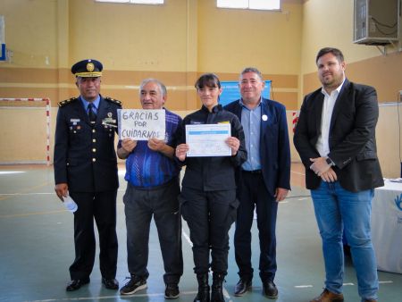 Entregaron Certificados de Formación a docentes y a la Policía de la provincia en Río Gallegos