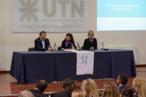 Se concretó  la charla “Nuevos desafíos para la mejora escolar” en la UTN