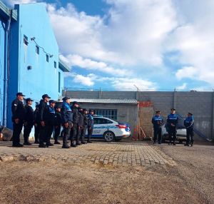 La Policía despliega trabajos operativos en Caleta Olivia