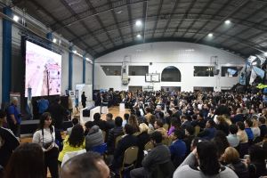 En un día emblemático el Gobernador anuncia obras para las localidades