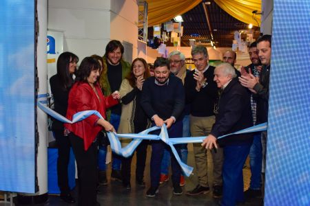 Comenzó la 25ª Feria Provincial del Libro de Santa Cruz