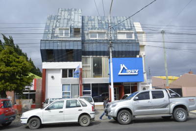 Entrega de aportes a Cooperativas para el inicio de obras en Pico Truncado