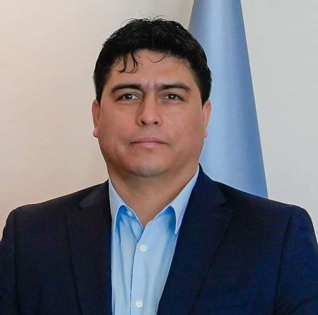 Claudio Vidal asumirá como nuevo gobernador de Santa Cruz